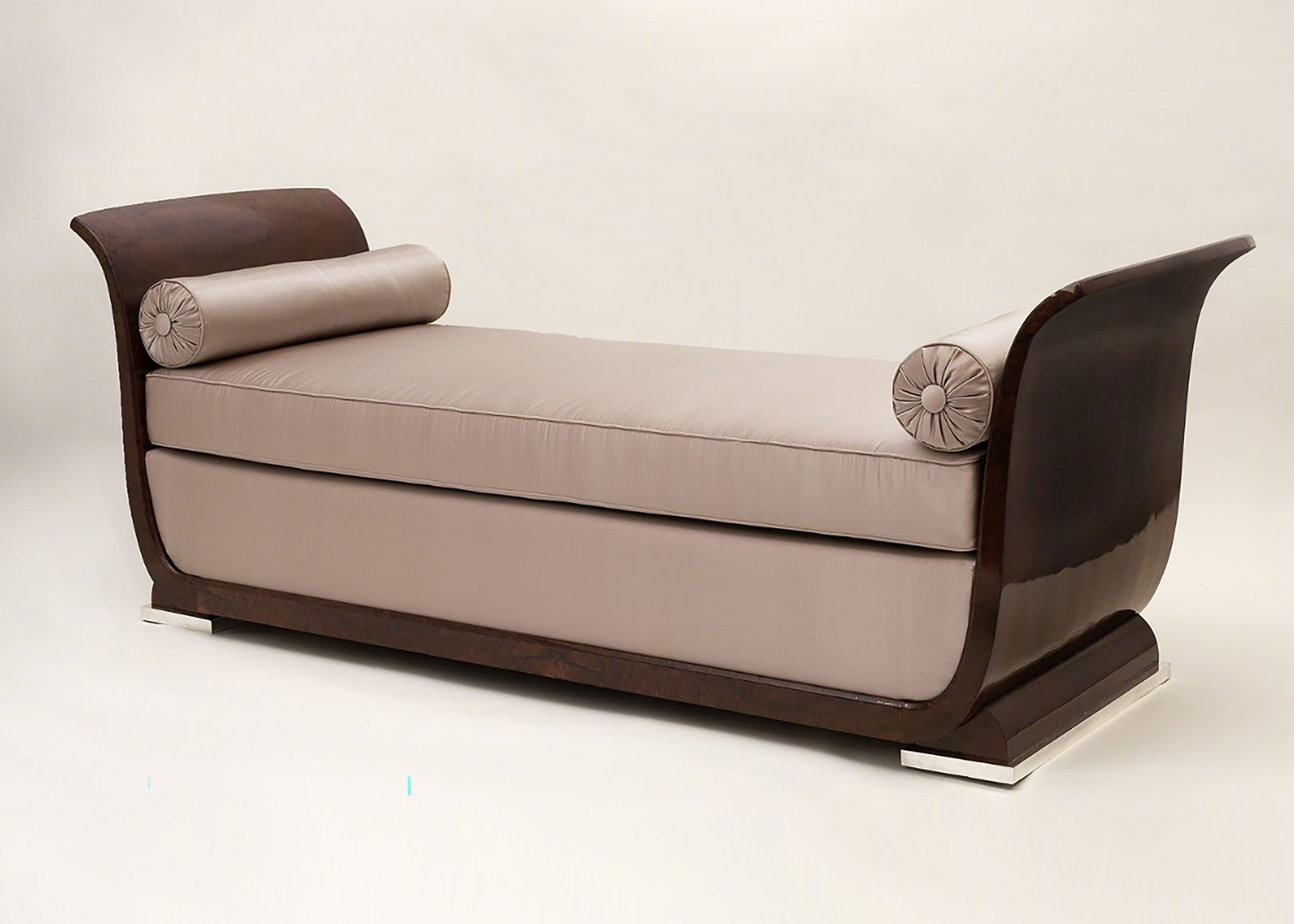 eve daybed maison leleu furniture.jpg