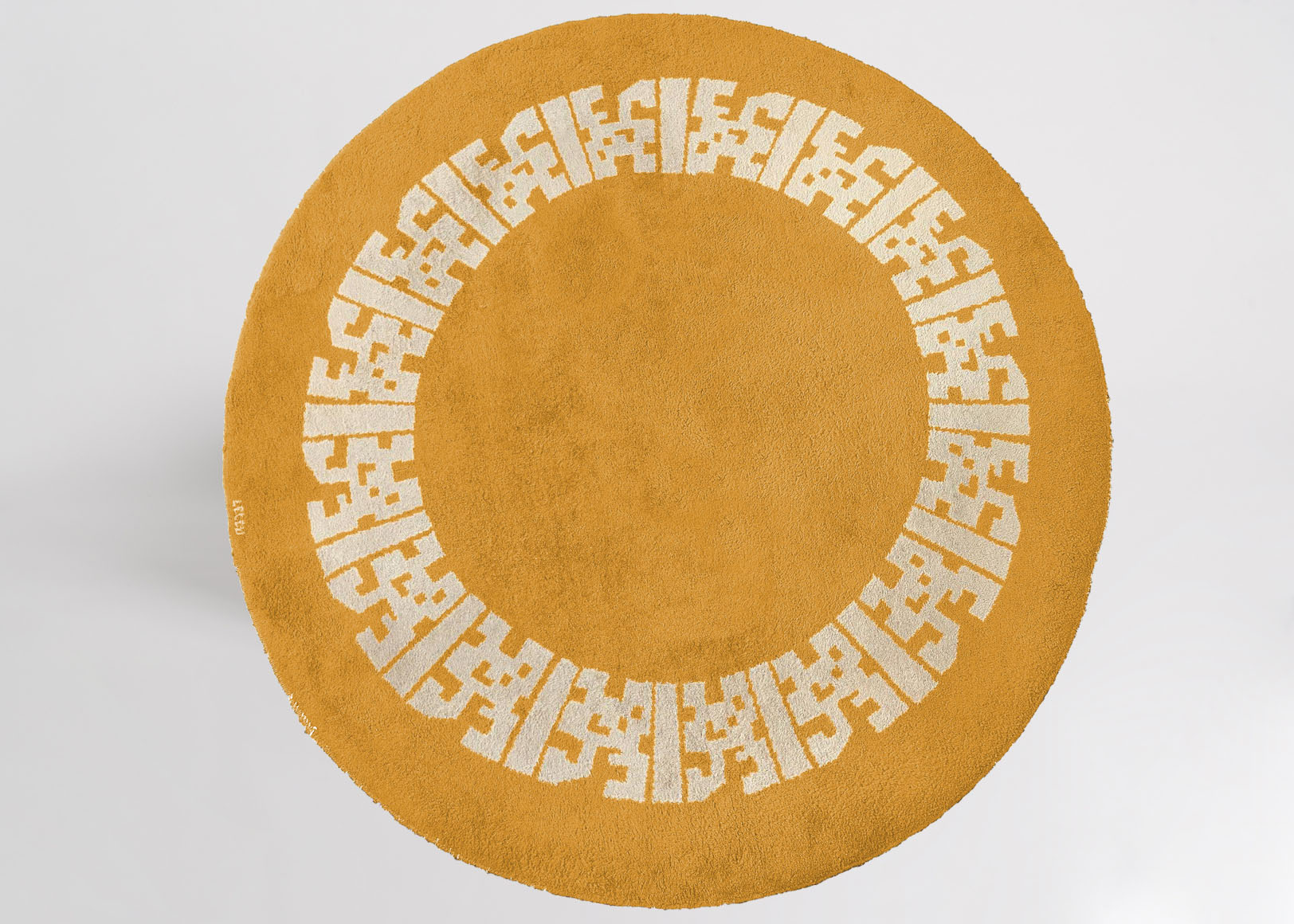 maya yellow rug flashback maison leleu